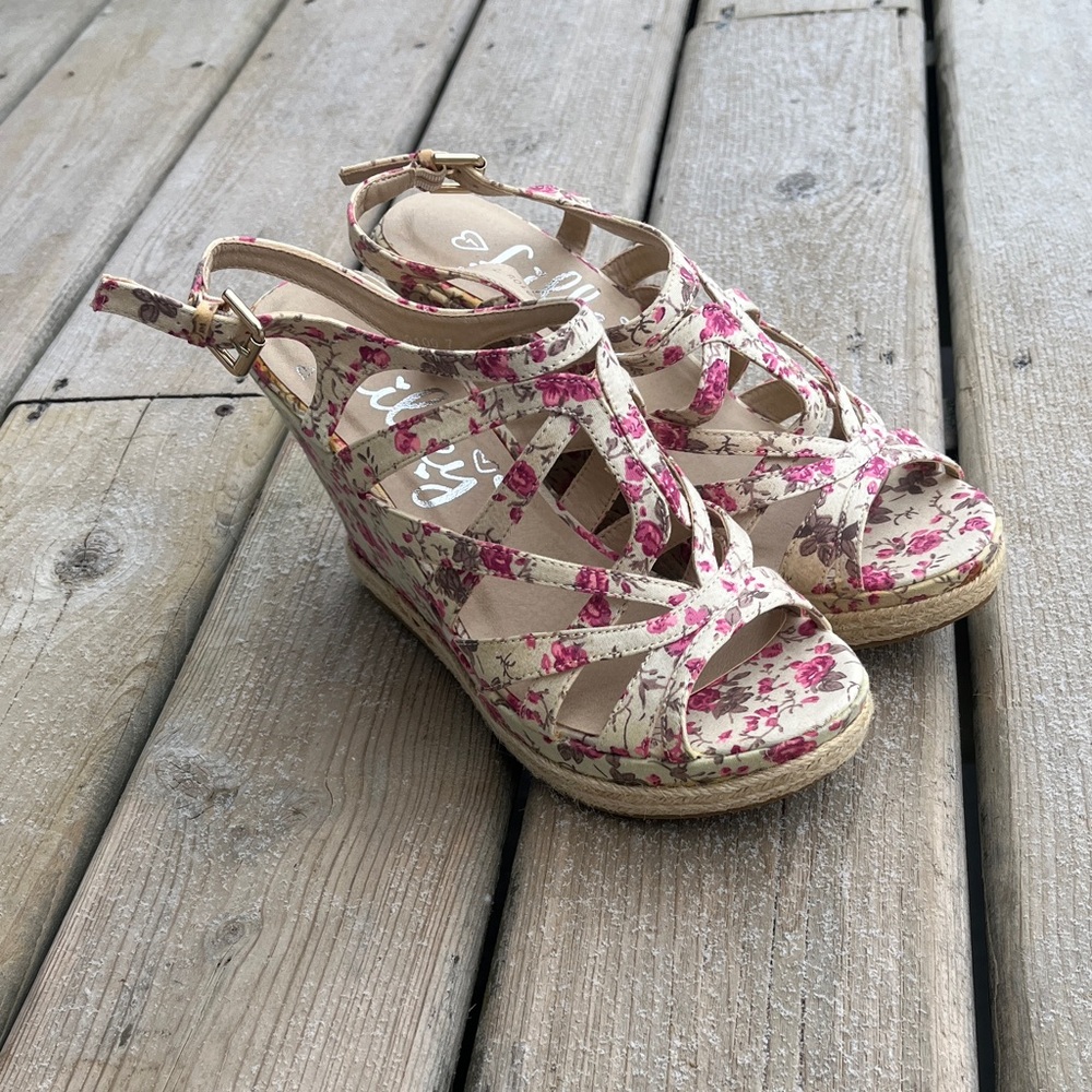 NEW Lilley Floral Wedges - Pink and Cream Size 7 - Picture 2 of 9
